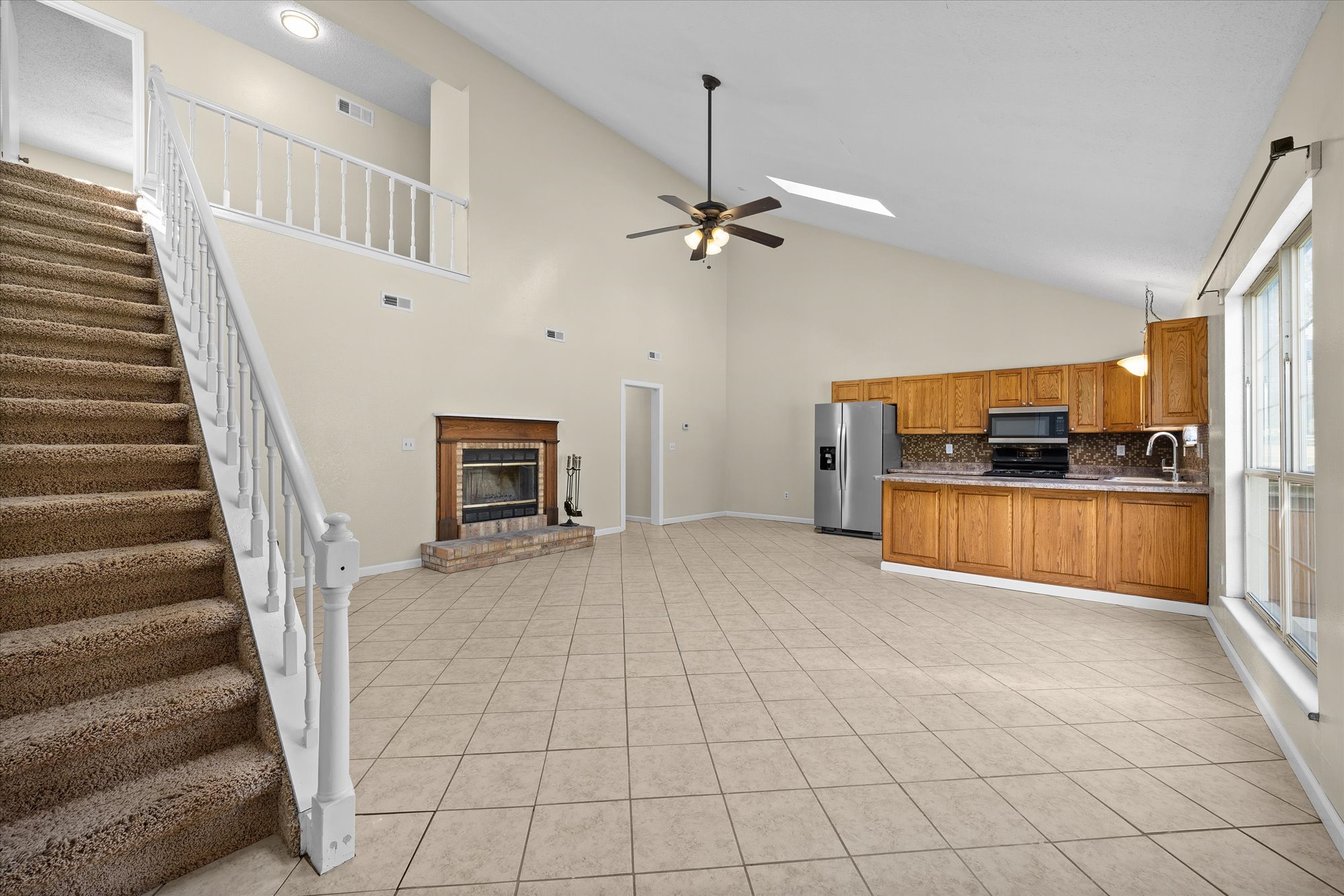 2107 North Keebler Avenue - E